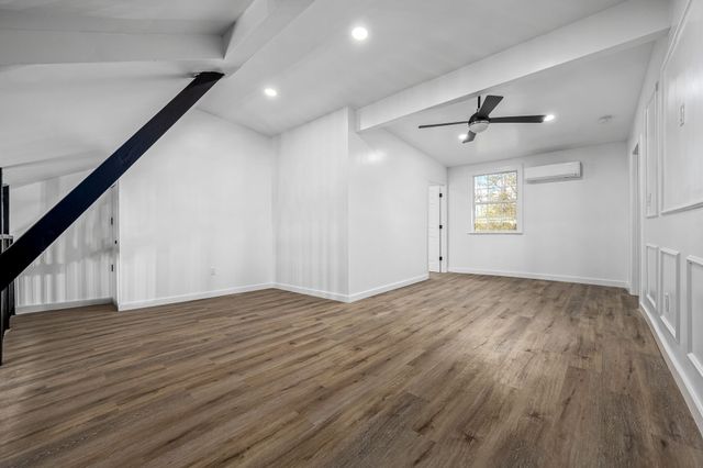2614 Elam Rd, Murfreesboro, TN 37127