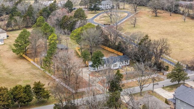 2614 Elam Rd, Murfreesboro, TN 37127