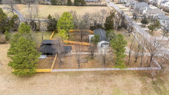 2614 Elam Rd, Murfreesboro, TN 37127