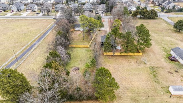 2614 Elam Rd, Murfreesboro, TN 37127