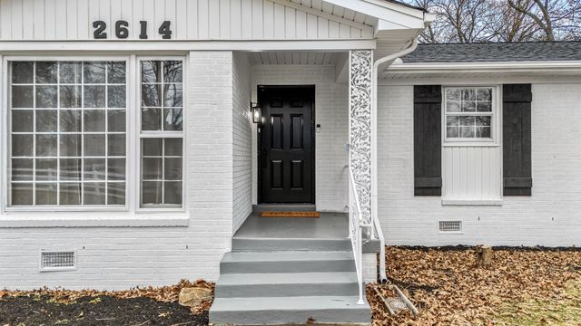 2614 Elam Rd, Murfreesboro, TN 37127