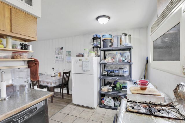 27 W 8th Avenue, Columbus, OH 43201
