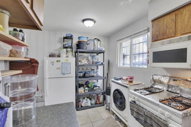 27 W 8th Avenue, Columbus, OH 43201
