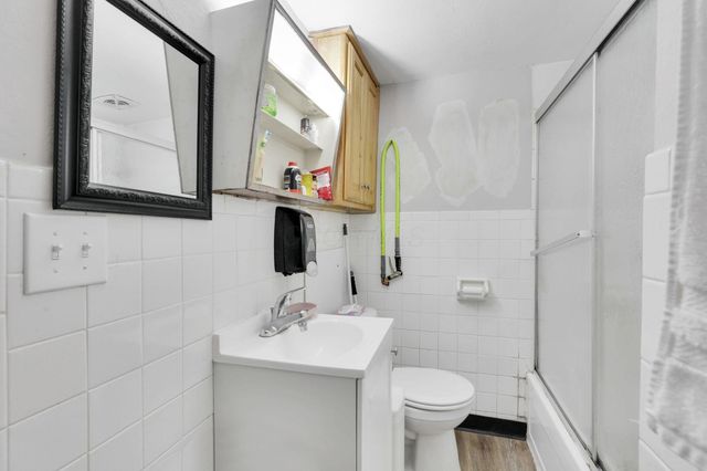 27 W 8th Avenue, Columbus, OH 43201