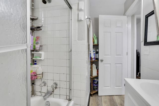 27 W 8th Avenue, Columbus, OH 43201