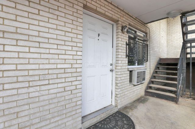 27 W 8th Avenue, Columbus, OH 43201