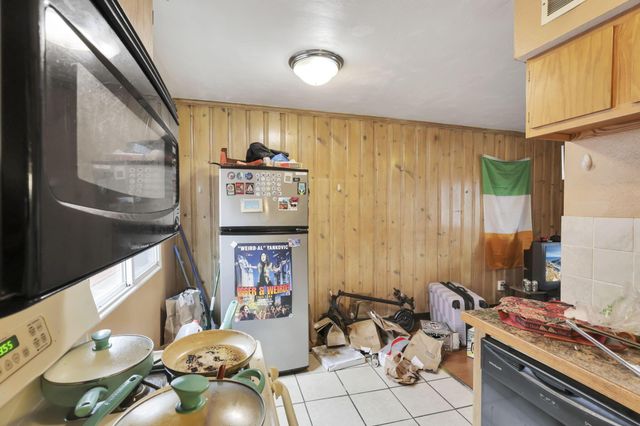 27 W 8th Avenue, Columbus, OH 43201