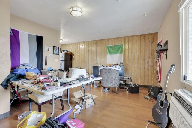 27 W 8th Avenue, Columbus, OH 43201