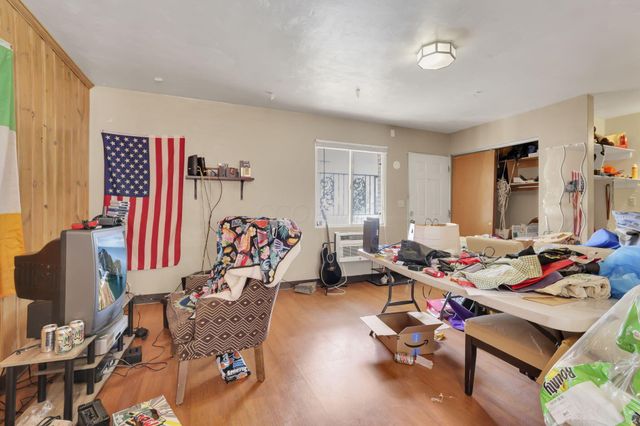 27 W 8th Avenue, Columbus, OH 43201