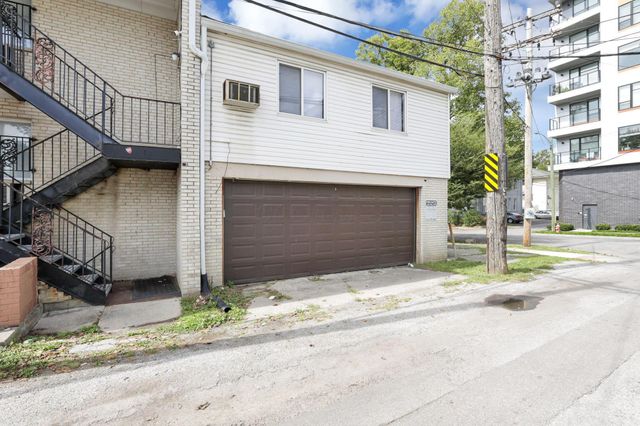 27 W 8th Avenue, Columbus, OH 43201