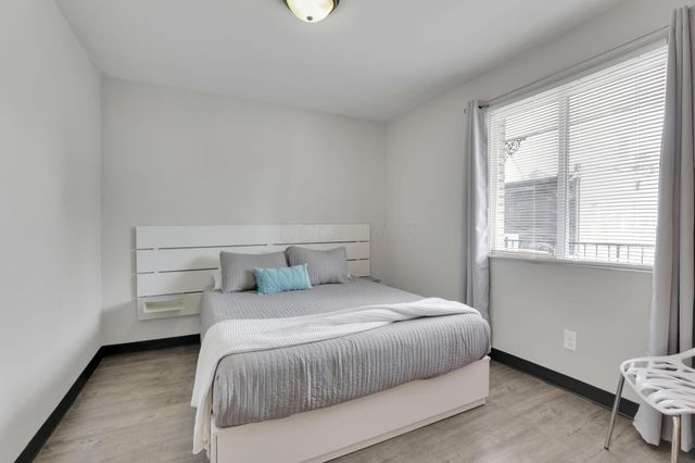 27 W 8th Avenue, Columbus, OH 43201