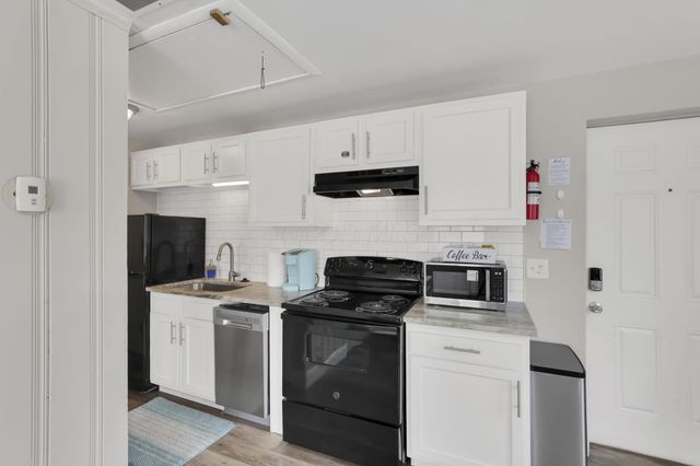 27 W 8th Avenue, Columbus, OH 43201