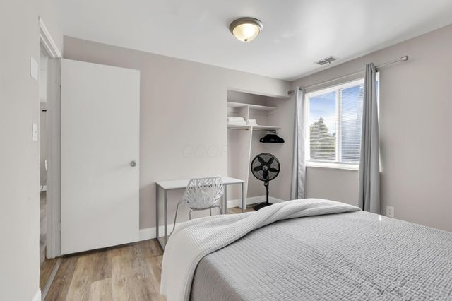 27 W 8th Avenue, Columbus, OH 43201