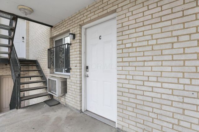 27 W 8th Avenue, Columbus, OH 43201