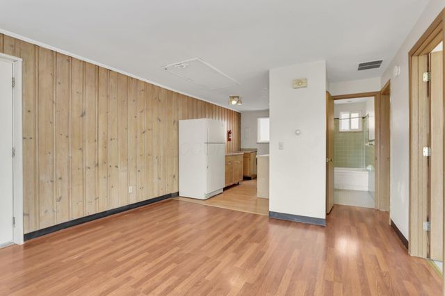27 W 8th Avenue, Columbus, OH 43201