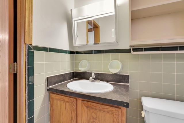 27 W 8th Avenue, Columbus, OH 43201