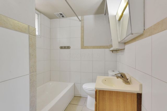 27 W 8th Avenue, Columbus, OH 43201
