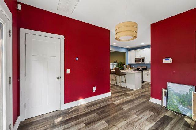 421 Joy Ave, Nashville, TN 37207
