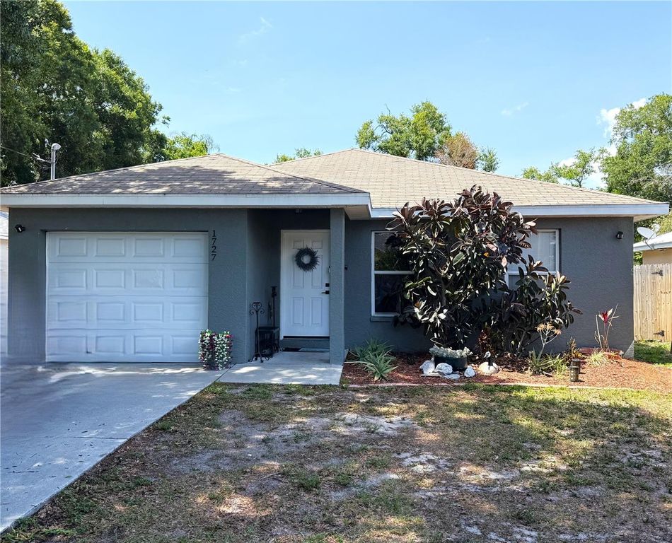 1727 31ST AVENUE E, Bradenton, FL 34208