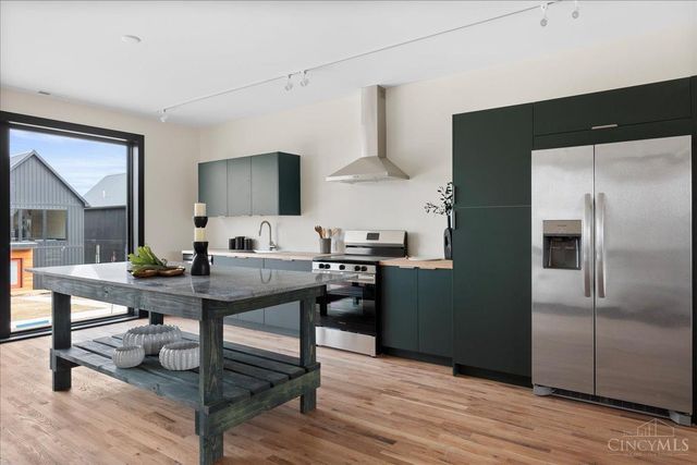 3549 Eden Avenue, Cincinnati, OH 45229