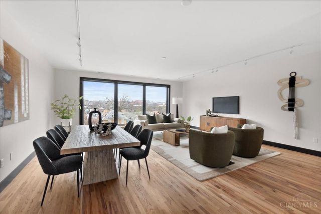 3549 Eden Avenue, Cincinnati, OH 45229