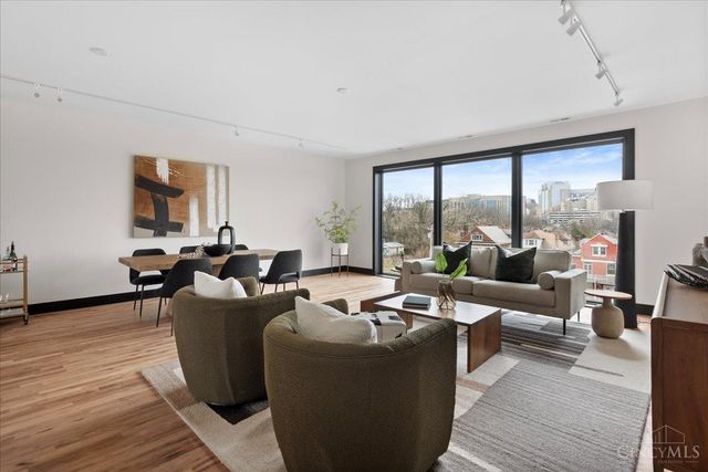 3549 Eden Avenue, Cincinnati, OH 45229