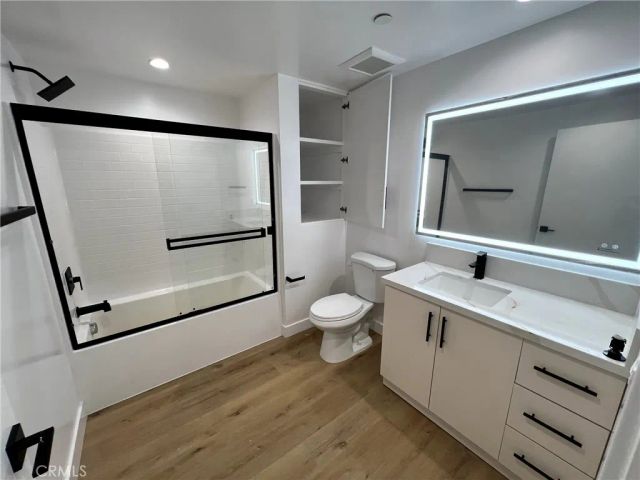 8016 Fair 210, Sun Valley, CA 91352