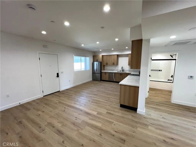 8016 Fair 210, Sun Valley, CA 91352