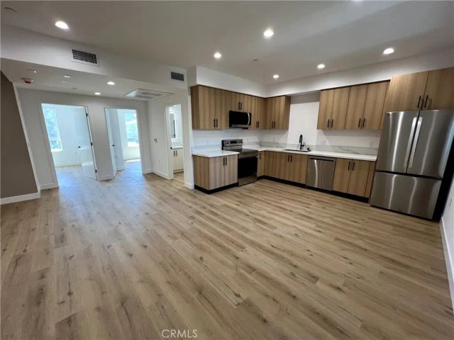 8016 Fair 210, Sun Valley, CA 91352
