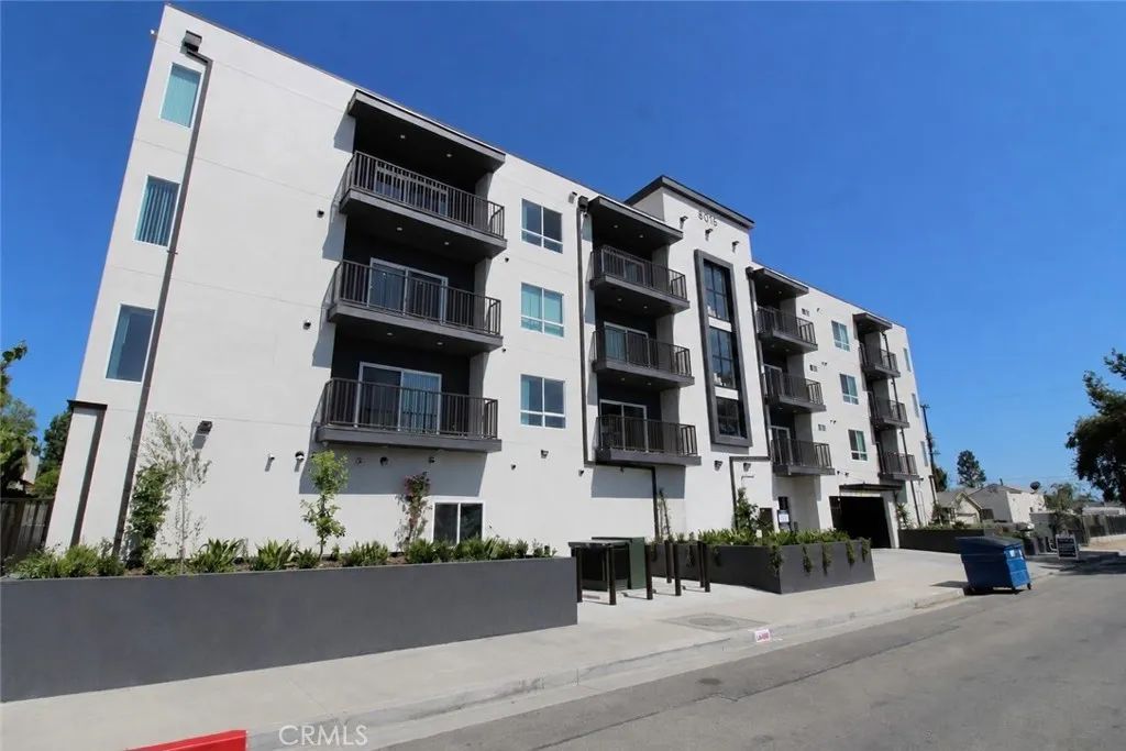 8016 Fair 210, Sun Valley, CA 91352