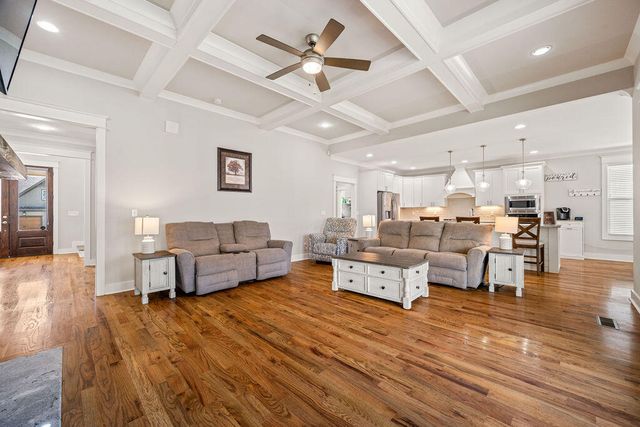 9133 White Ash Drive, Ooltewah, TN 37363