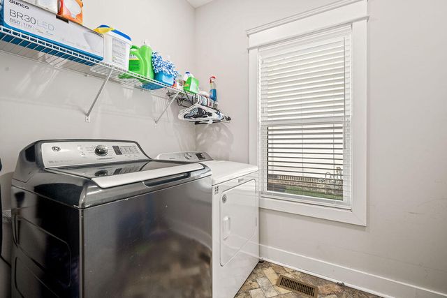 9133 White Ash Drive, Ooltewah, TN 37363