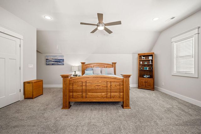 9133 White Ash Drive, Ooltewah, TN 37363