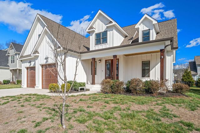 9133 White Ash Drive, Ooltewah, TN 37363