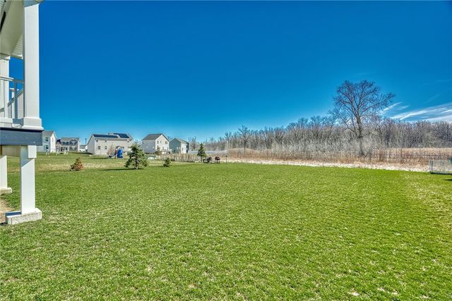 35 Harvest Ridge Trail, Henrietta, NY 14586