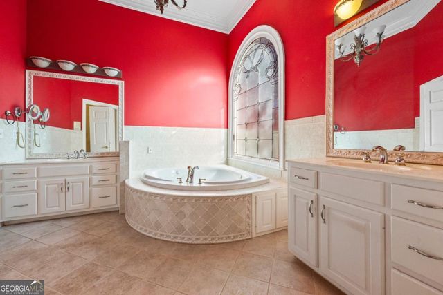 6000 Eagle Close Lane, Sugar Hill, GA 30518