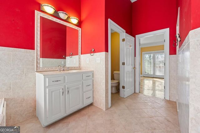 6000 Eagle Close Lane, Sugar Hill, GA 30518