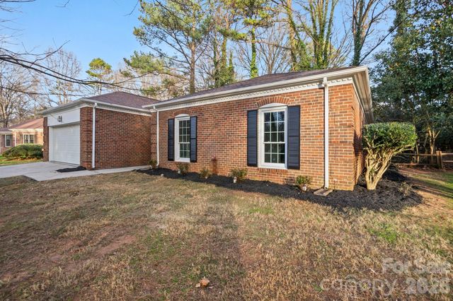 940 Tadlock Place, Matthews, NC 28105