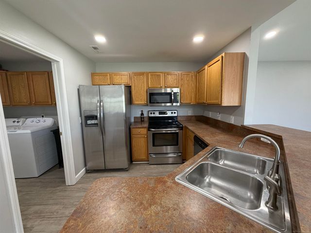 51768 Adler Park Drive, Chesterfield, MI 48051