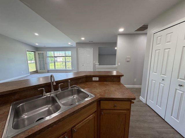 51768 Adler Park Drive, Chesterfield, MI 48051