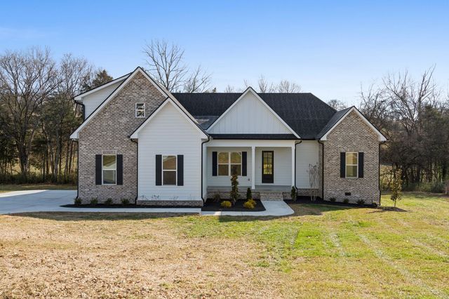 330 Thoroughbred Ln, Hartsville, TN 37074