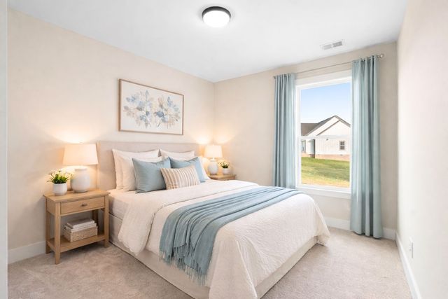 330 Thoroughbred Ln, Hartsville, TN 37074