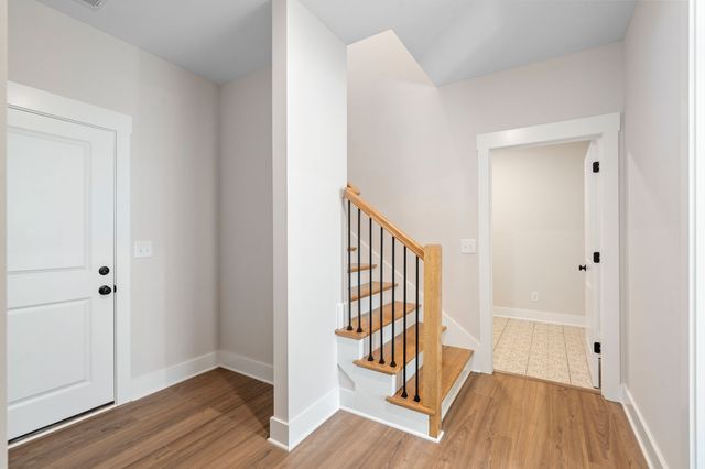 330 Thoroughbred Ln, Hartsville, TN 37074