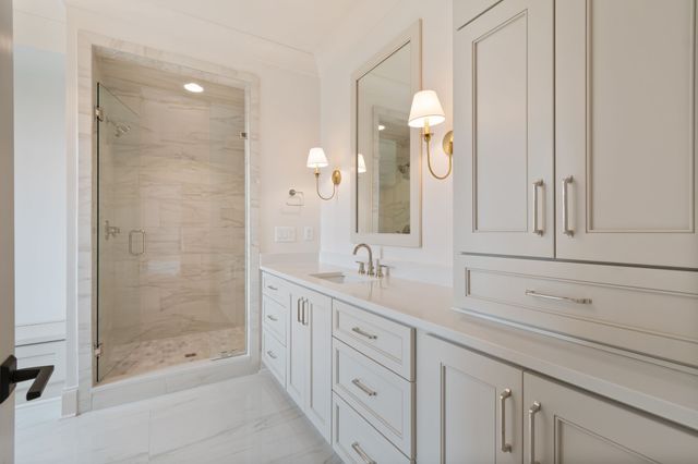 1707 Southwick Dr, Brentwood, TN 37027