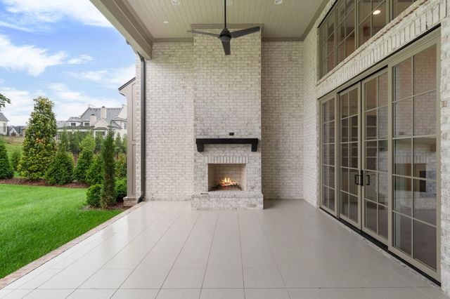 1707 Southwick Dr, Brentwood, TN 37027
