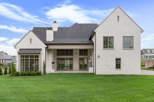 1707 Southwick Dr, Brentwood, TN 37027