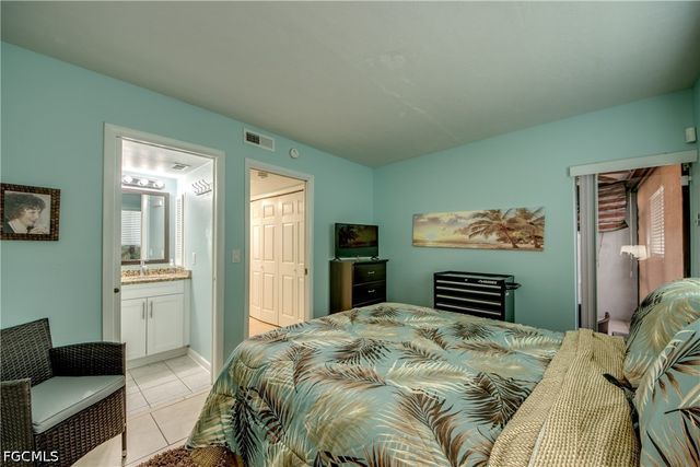 4904 Vincennes CT 108, Cape Coral, FL 33904