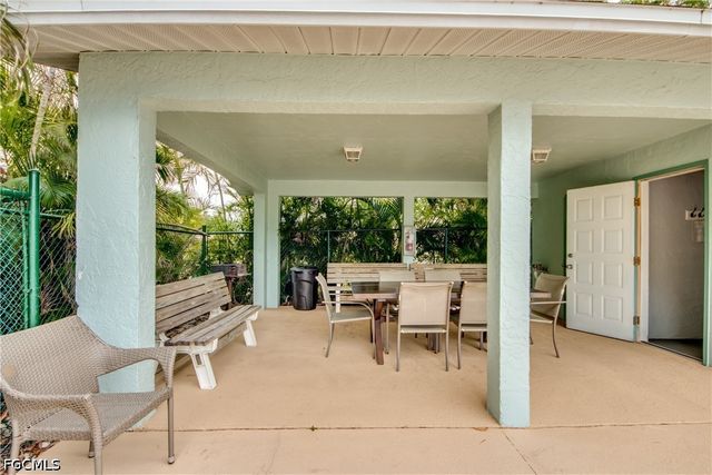 4904 Vincennes CT 108, Cape Coral, FL 33904