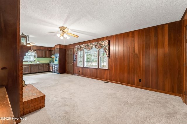 808 Chestnut Drive, Smithfield, NC 27577