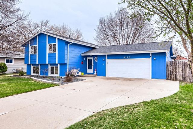 8129 Taylor Street NE, Spring Lake Park, MN 55432